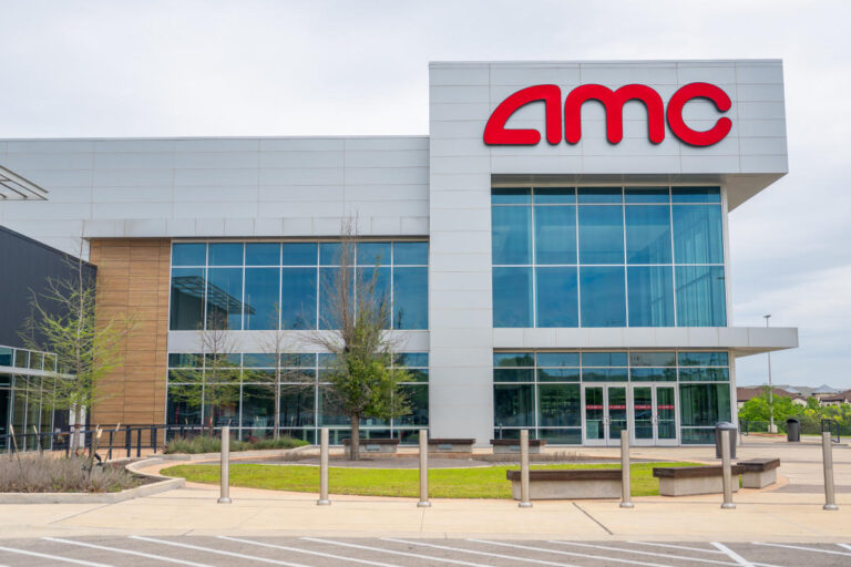 AMC Entertainment Shares Plunge On Proposed Stock Sale As Chain Cites Soft Box Office, Cash Burn – Yahoo Entertainment