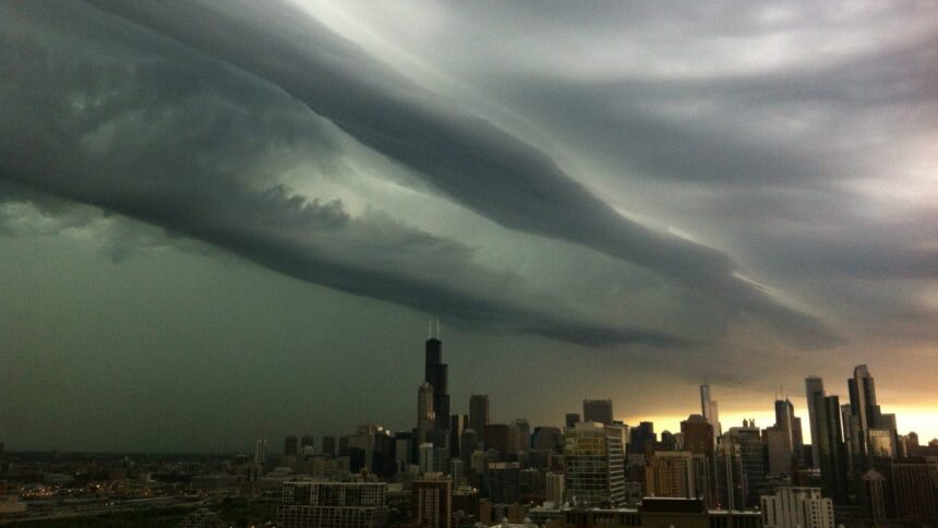 Getty Chicago Storm Weather Clouds Rain Thunderstorm.jpg