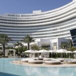 Img Fontainebleau Hotel 3 1 48h7rt18 L530449396.jpg