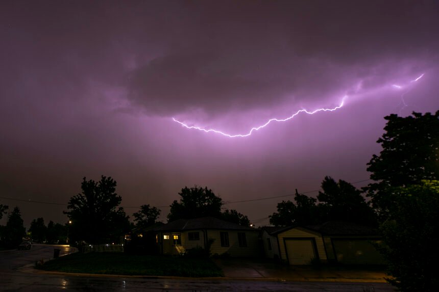 230608 Lightning Weather Cowx Storm Thunder Rain Mar Lee Kevinjbeaty 07.jpg