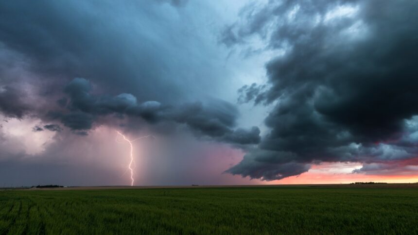 Getty Thunderstorm.jpg