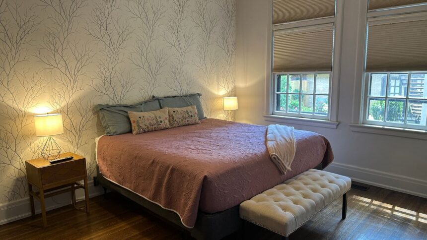 Airbnb Bedroom Ky 0428.jpeg