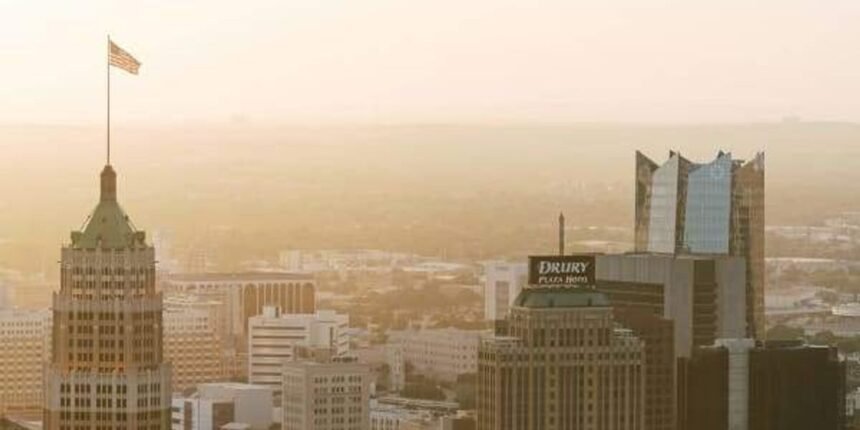 San Antonio Skyline Cropped 4x3.jpg