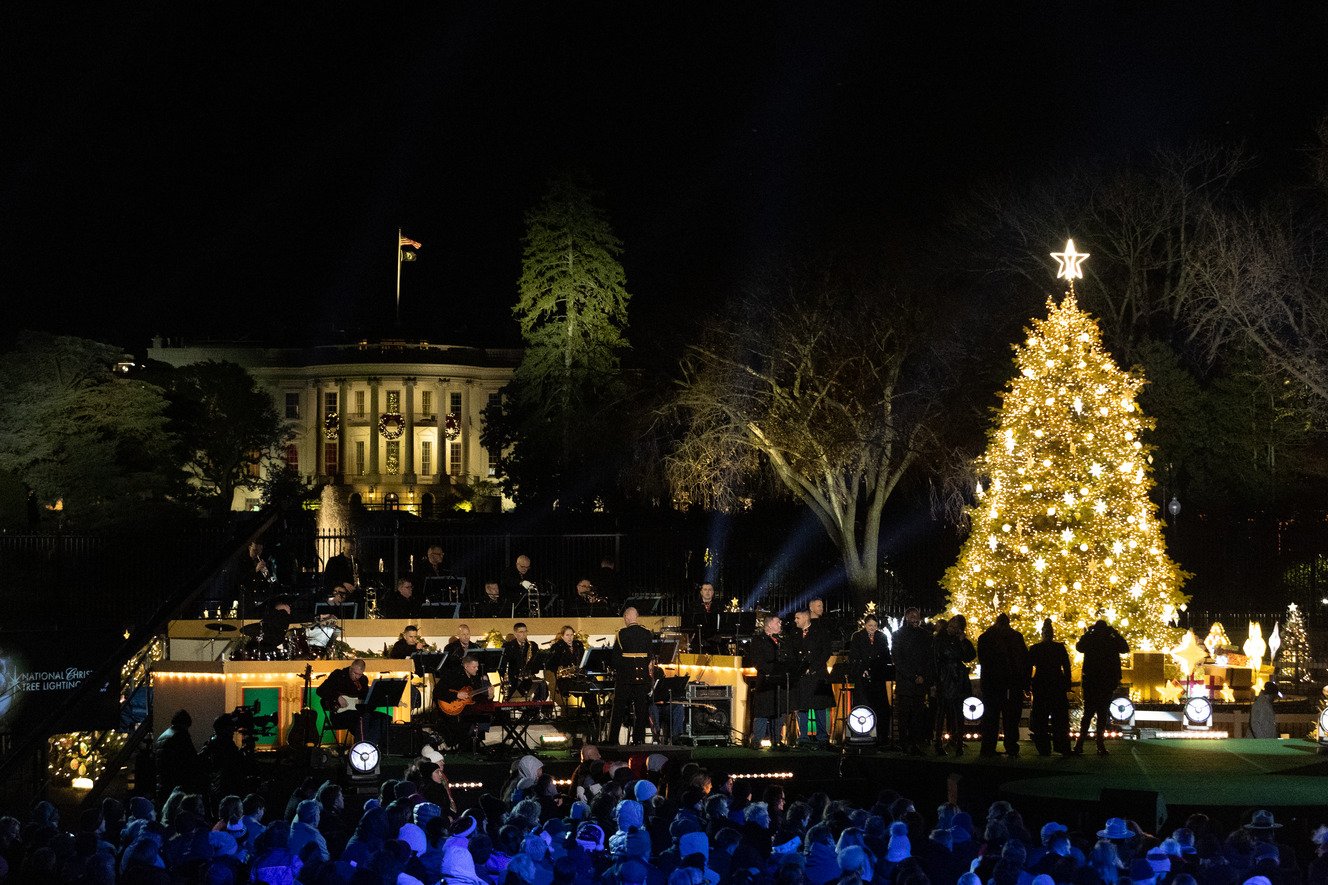 Good News for Aliens DC Has America’s Brightest Holiday Lights as Seen