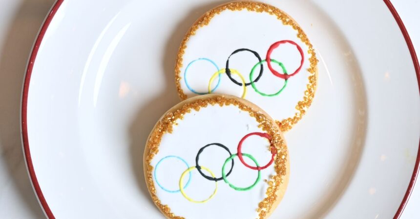 Cafe Leonelli Olympics Cookie.jpeg