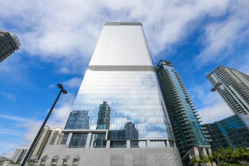 Okogroup26caininternationalcompletefully Leased830brickellclassa2bofficetower1.jpg