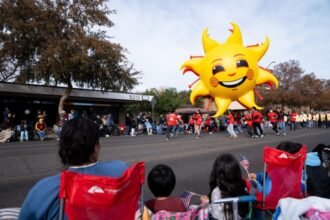 77292296007 Fiesta Bowl Parade 17.jpg