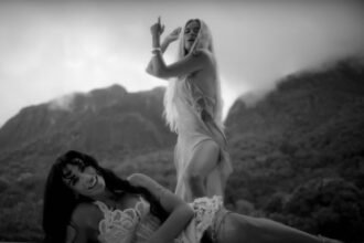 Sevdaliza No Me Cansare Ft. Karol G Screenshot Billboard 1548.jpg