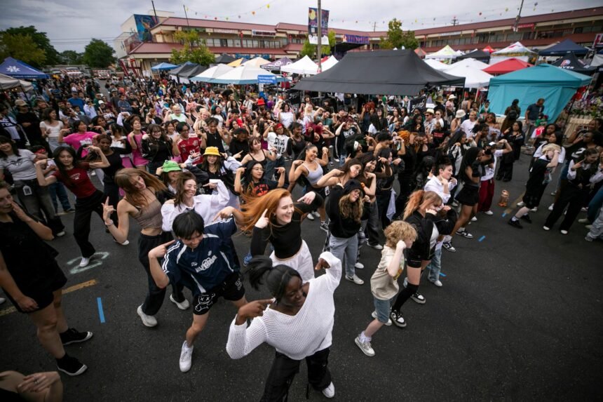 240921 Far East Center Mid Autumn Festival Federal Boulevard Westwood Kevinjbeaty 11.jpg
