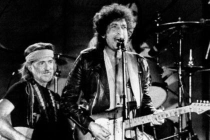 Bob Dylan Willie Nelson Ap Texas 0204.jpeg