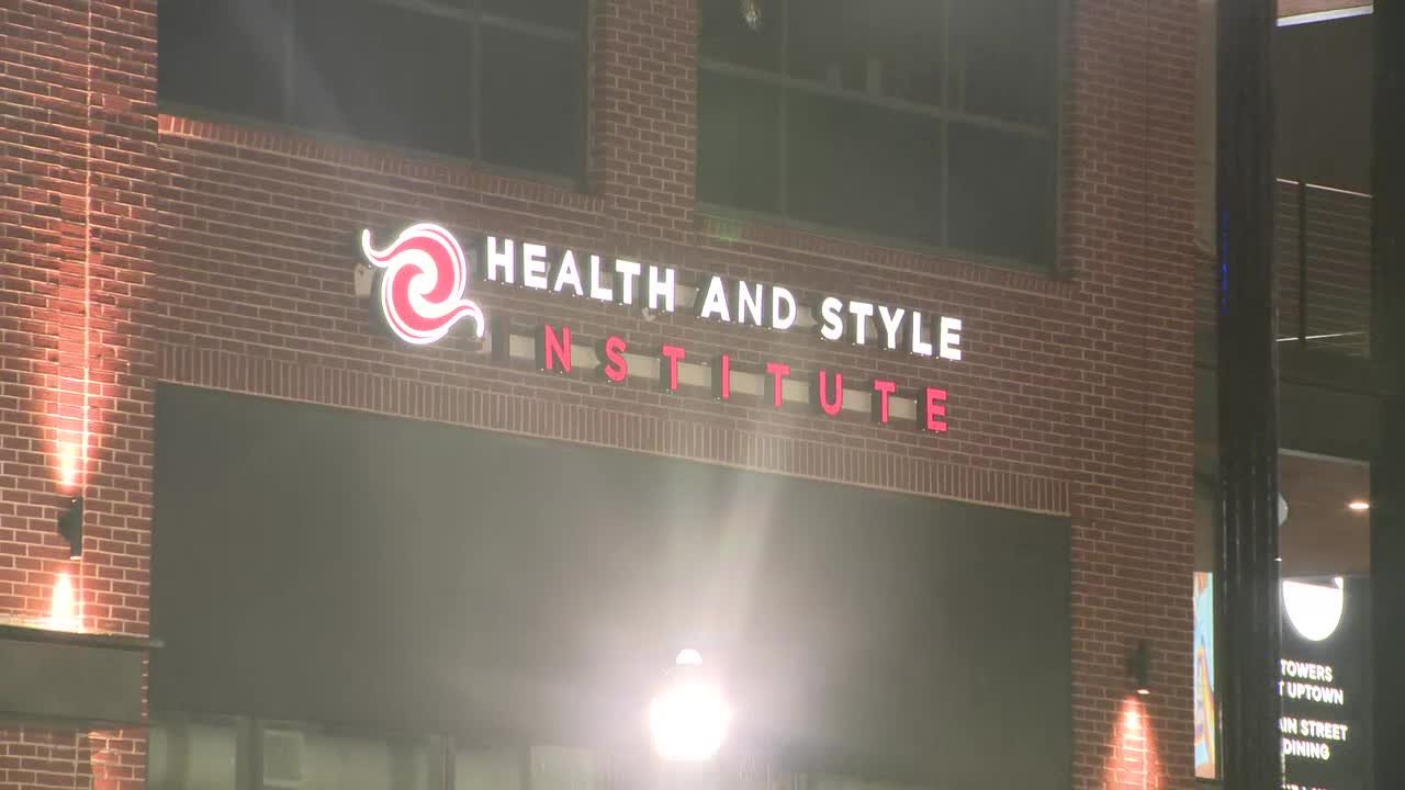 Students shocked after popular metro Atlanta beauty school abruptly closes