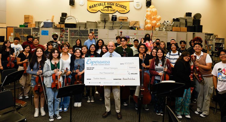 Latino Teacher Awards.jpg