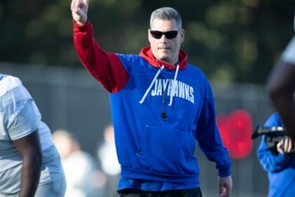 73222800007 20240404 Ku Fball Practice Jim Panagos En 1.jpg