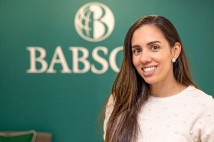 Feature11200x630carla Curiel Headshots 2.jpg