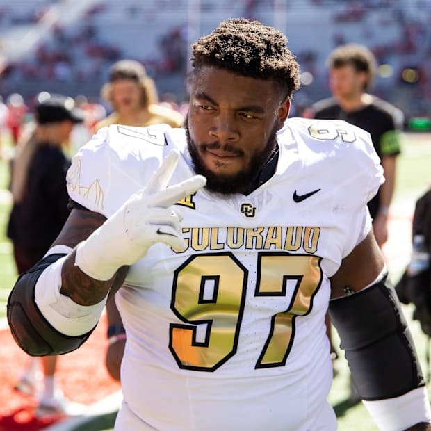 Oct 19, 2024; Tucson, Arizona, USA; Colorado Buffalos defensive tackle Chidozie Nwankwo (97) against the Arizona Wildcats at 