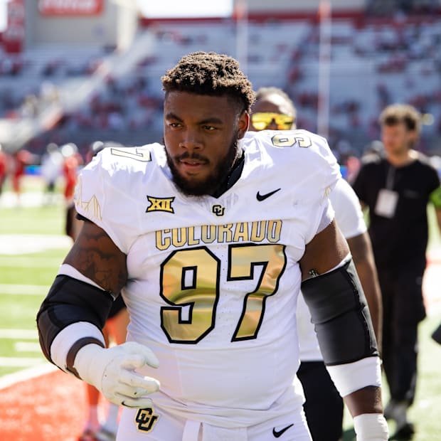 Oct 19, 2024; Tucson, Arizona, USA; Colorado Buffalos defensive tackle Chidozie Nwankwo (97) against the Arizona Wildcats at 