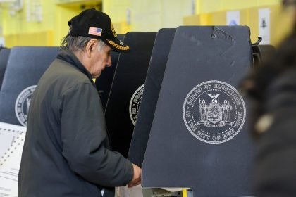 SCOTUS halts New York redraw minority voters