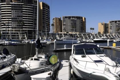 Los Angeles condo market