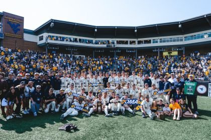 Mountaineers advance
