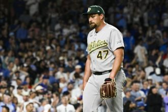 Brewers acquire Joel Kuhnel