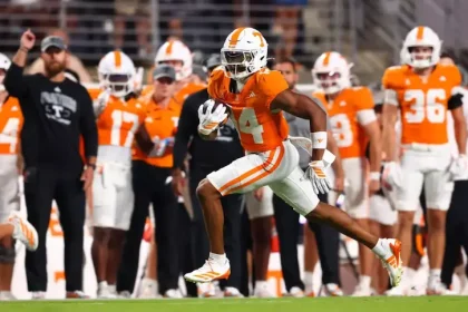 Tennessee vs. Texas broadcast details